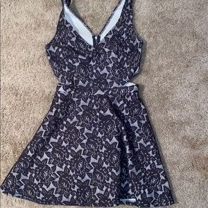NWOT ABERCROMBIE DRESS SIZE SMALL